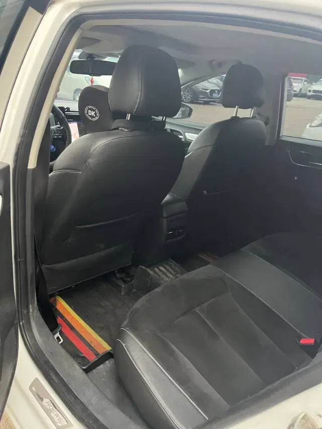 2017 Roewe i6 1.0T 125HP L3 2AT PHEV,autocango,china used car exporter,china ev exporter,chinese used car exporter,chinese used ev exporter