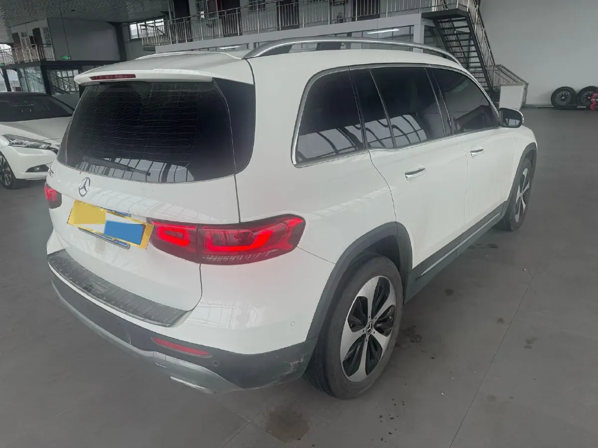 2023 Mercedes-Benz GLB Class 2.0T 190HP L4 8DCT,autocango,china used car exporter,china ev exporter,chinese used car exporter,chinese used ev exporter