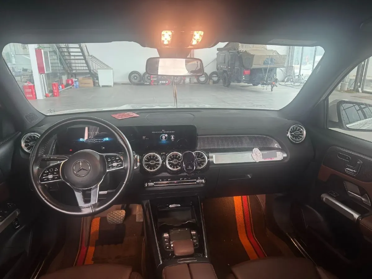 2023 Mercedes-Benz GLB Class 2.0T 190HP L4 8DCT,autocango,china used car exporter,china ev exporter,chinese used car exporter,chinese used ev exporter