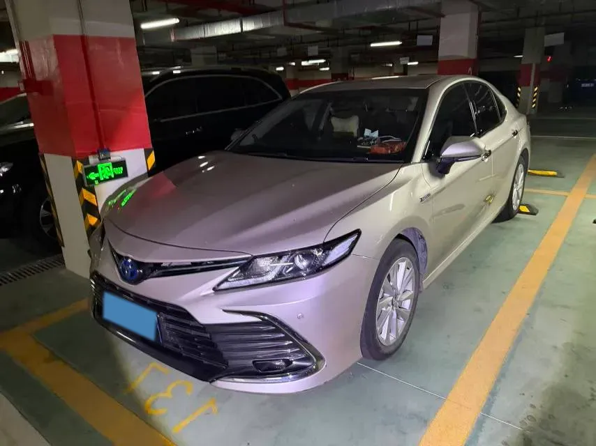 2023 Toyota Camry 2.5L 178HP L4 E-CVT Hybrid,autocango,china used car exporter,china ev exporter,chinese used car exporter,chinese used ev exporter