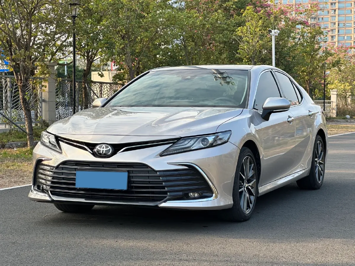 2021 Toyota Camry 2.5L 209HP L4 8AT,autocango,china used car exporter,china ev exporter,chinese used car exporter,chinese used ev exporter