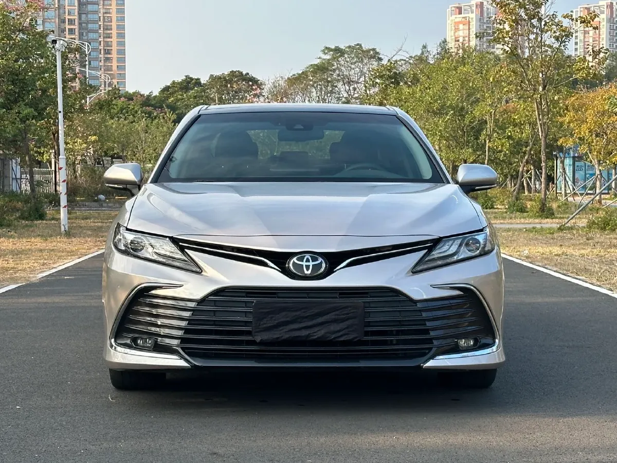 2021 Toyota Camry 2.5L 209HP L4 8AT,autocango,china used car exporter,china ev exporter,chinese used car exporter,chinese used ev exporter