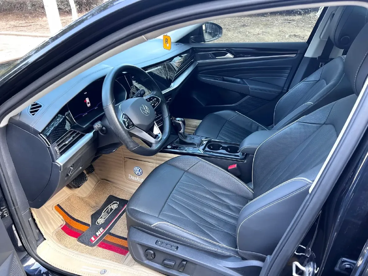 2022 Xpeng P7 BEV 60.2KWH,autocango,china used car exporter,china ev exporter,chinese used car exporter,chinese used ev exporter