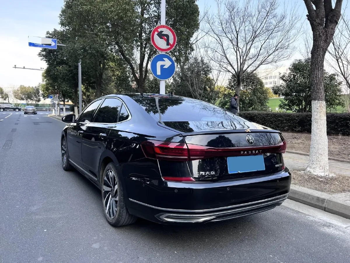 2022 Xpeng P7 BEV 60.2KWH,autocango,china used car exporter,china ev exporter,chinese used car exporter,chinese used ev exporter