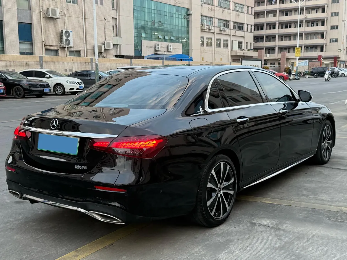 2023 Mercedes-Benz E Class 2.0T 211HP L4 9AT PHEV 25.4KWH,autocango,china used car exporter,china ev exporter,chinese used car exporter,chinese used ev exporter