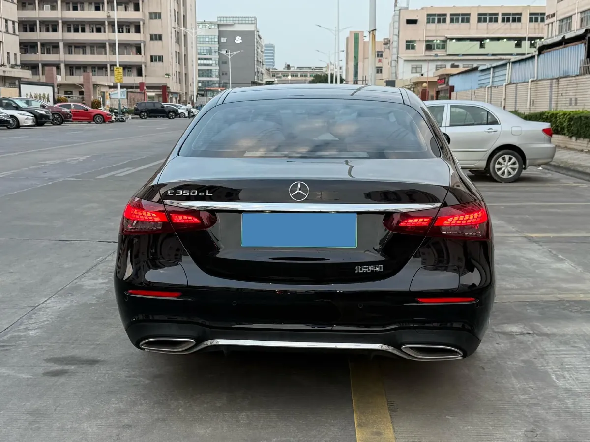 2023 Mercedes-Benz E Class 2.0T 211HP L4 9AT PHEV 25.4KWH,autocango,china used car exporter,china ev exporter,chinese used car exporter,chinese used ev exporter
