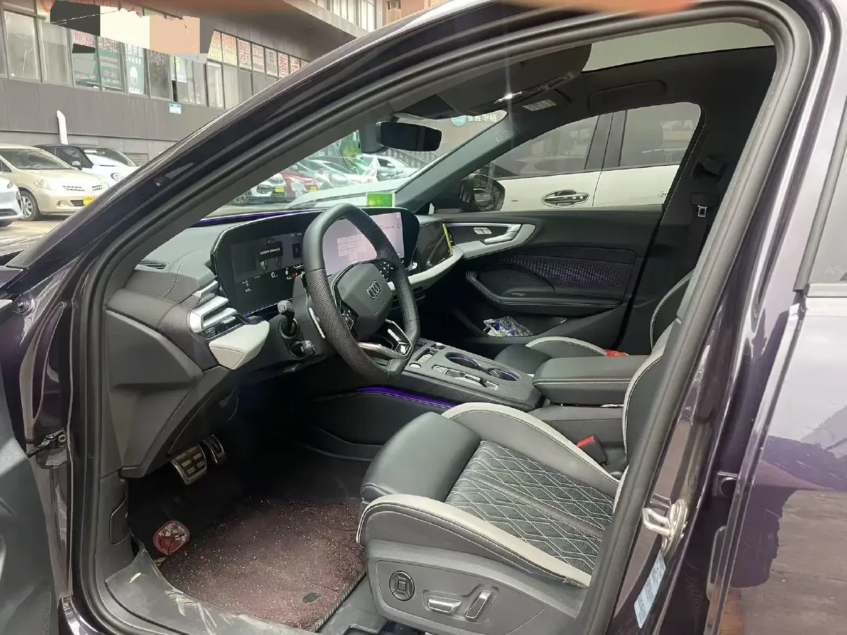 2026 Audi A5L 2.0T 204HP L4 7DCT,autocango,china used car exporter,china ev exporter,chinese used car exporter,chinese used ev exporter