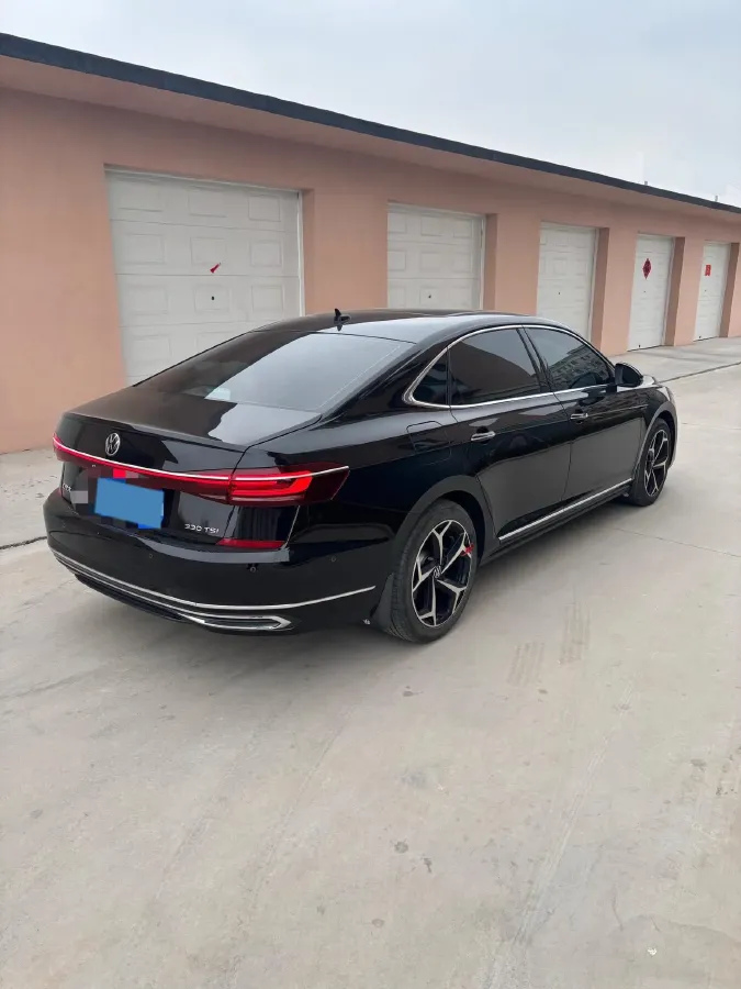 2023 Volkswagen Passat 2.0T 186HP L4 7DCT,autocango,china used car exporter,china ev exporter,chinese used car exporter,chinese used ev exporter