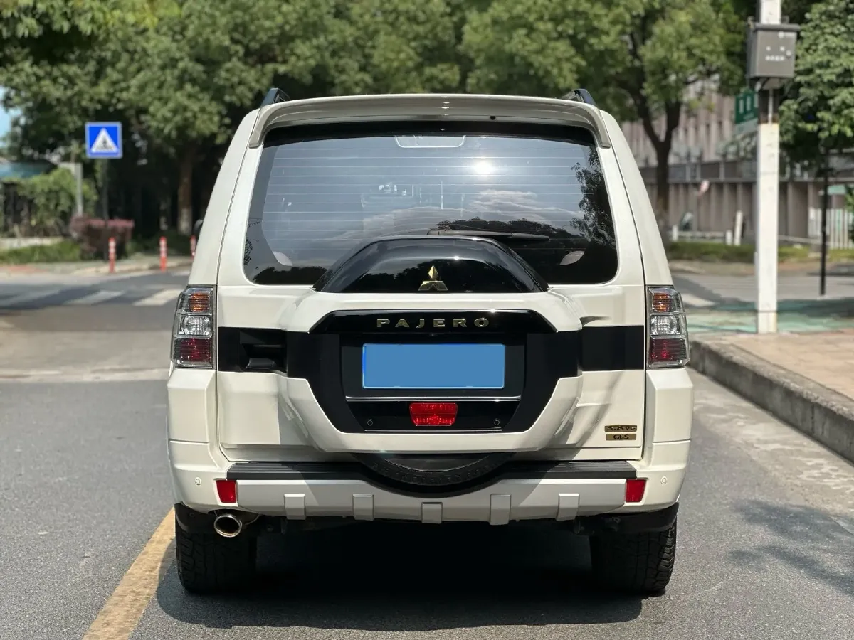 2017 Honda Jade 1.8L 141HP L4 5AT,autocango,china used car exporter,china ev exporter,chinese used car exporter,chinese used ev exporter