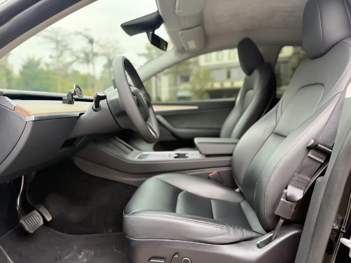 2022 Tesla Model Y BEV 60KWH,autocango,china used car exporter,china ev exporter,chinese used car exporter,chinese used ev exporter