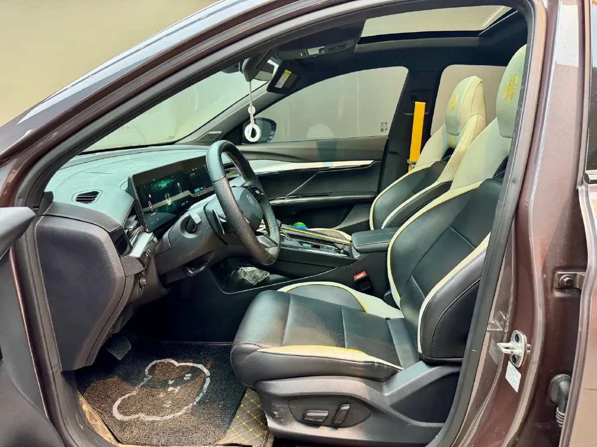 2022 MG 5 Scorpio 1.5T 181HP L4 7DCT,autocango,china used car exporter,china ev exporter,chinese used car exporter,chinese used ev exporter