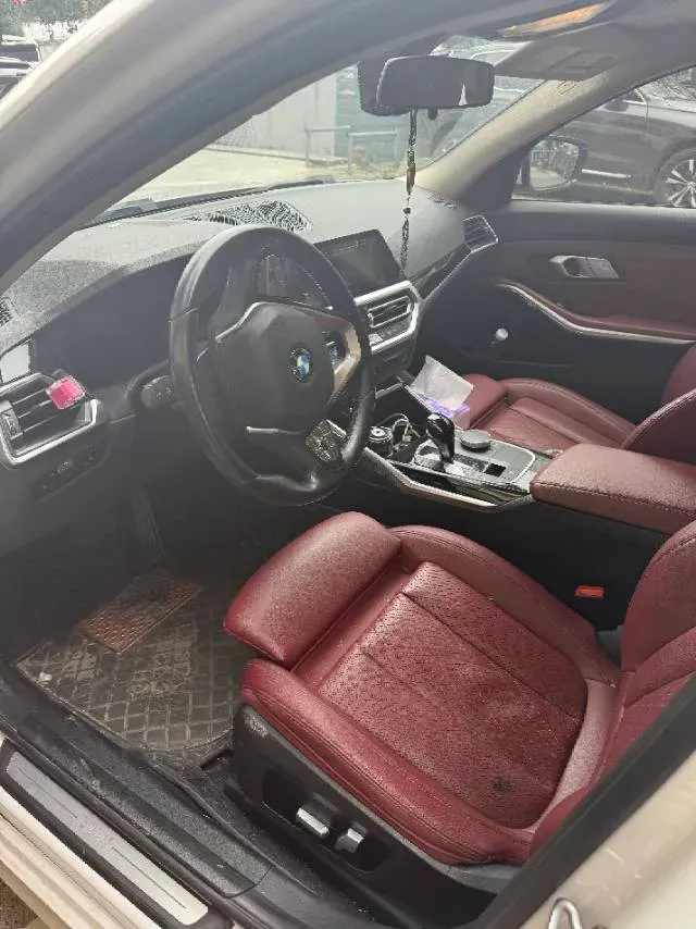 2022 BMW 3 Series 2.0T 156HP L4 8AT,autocango,china used car exporter,china ev exporter,chinese used car exporter,chinese used ev exporter