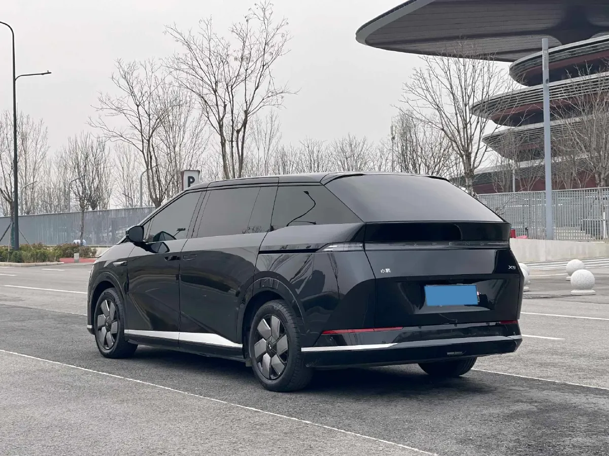 2024 Xpeng X9 BEV 101.5KWH,autocango,china used car exporter,china ev exporter,chinese used car exporter,chinese used ev exporter