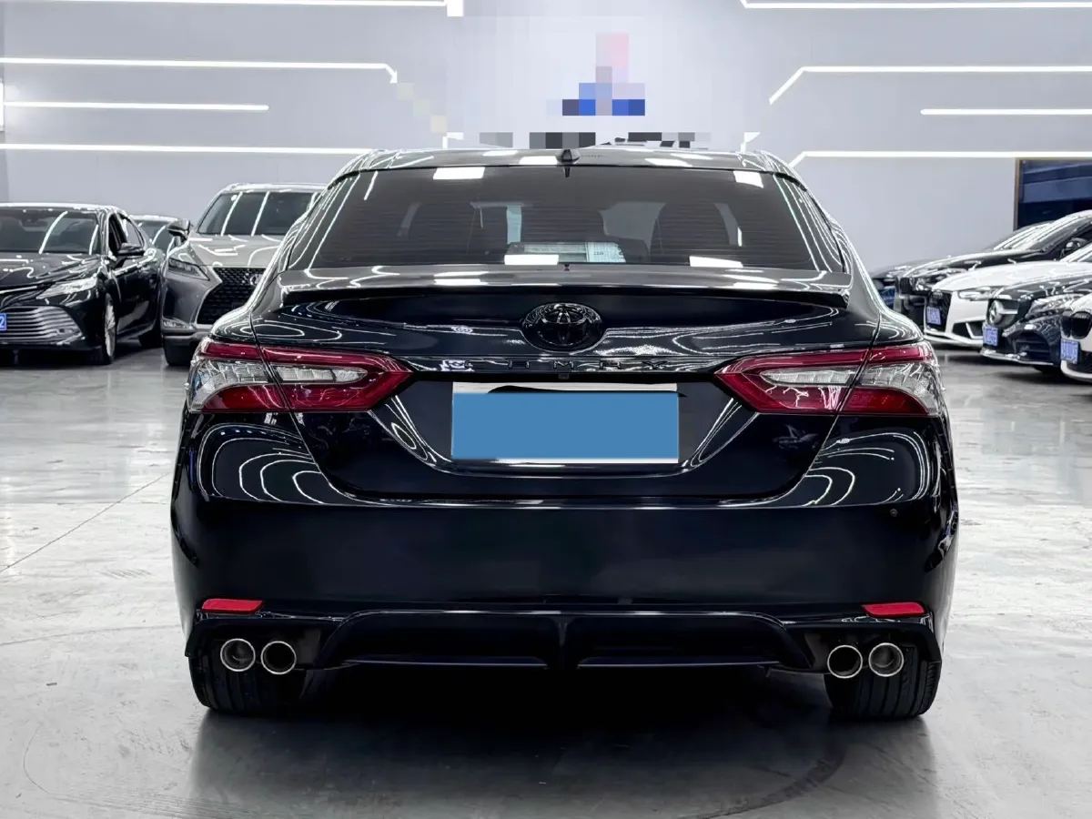 2021 Toyota Camry 2.5L 209HP L4 8AT,autocango,china used car exporter,china ev exporter,chinese used car exporter,chinese used ev exporter