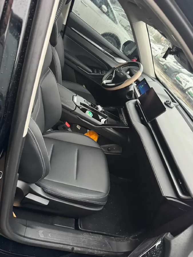 2021 Haval H6 2.0T 211HP L4 7DCT,autocango,china used car exporter,china ev exporter,chinese used car exporter,chinese used ev exporter