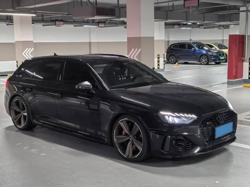 2021 Audi RS 4 2.9T 450HP V6 8AT,autocango,china used car exporter,china ev exporter,chinese used car exporter,chinese used ev exporter