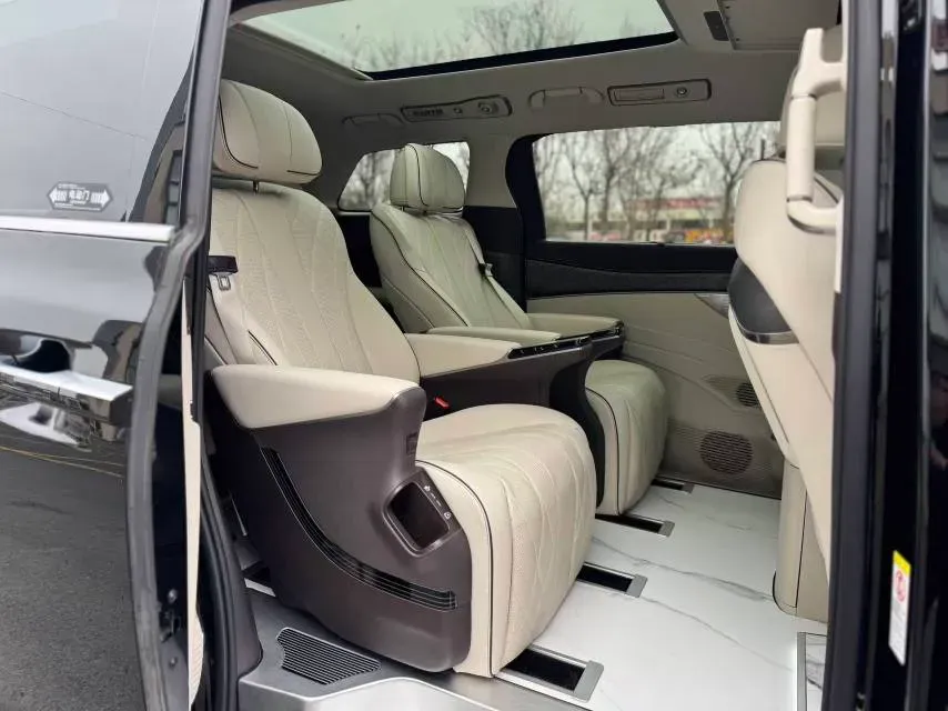 2024 Denza D9 1.5T 139HP L4 E-CVT PHEV 40KWH,autocango,china used car exporter,china ev exporter,chinese used car exporter,chinese used ev exporter