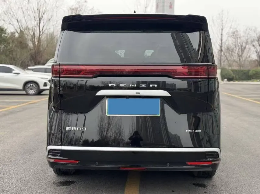 2024 Denza D9 1.5T 139HP L4 E-CVT PHEV 40KWH,autocango,china used car exporter,china ev exporter,chinese used car exporter,chinese used ev exporter