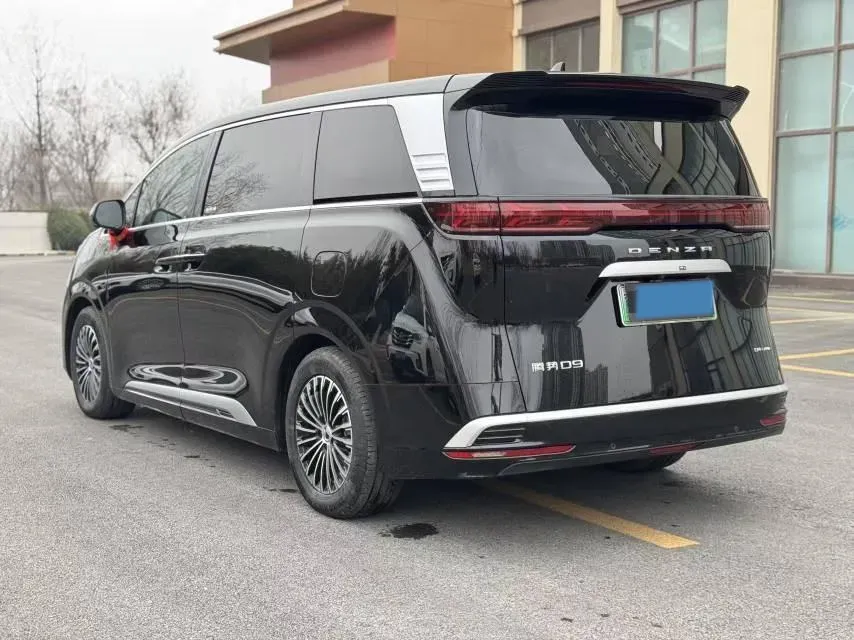 2024 Denza D9 1.5T 139HP L4 E-CVT PHEV 40KWH,autocango,china used car exporter,china ev exporter,chinese used car exporter,chinese used ev exporter