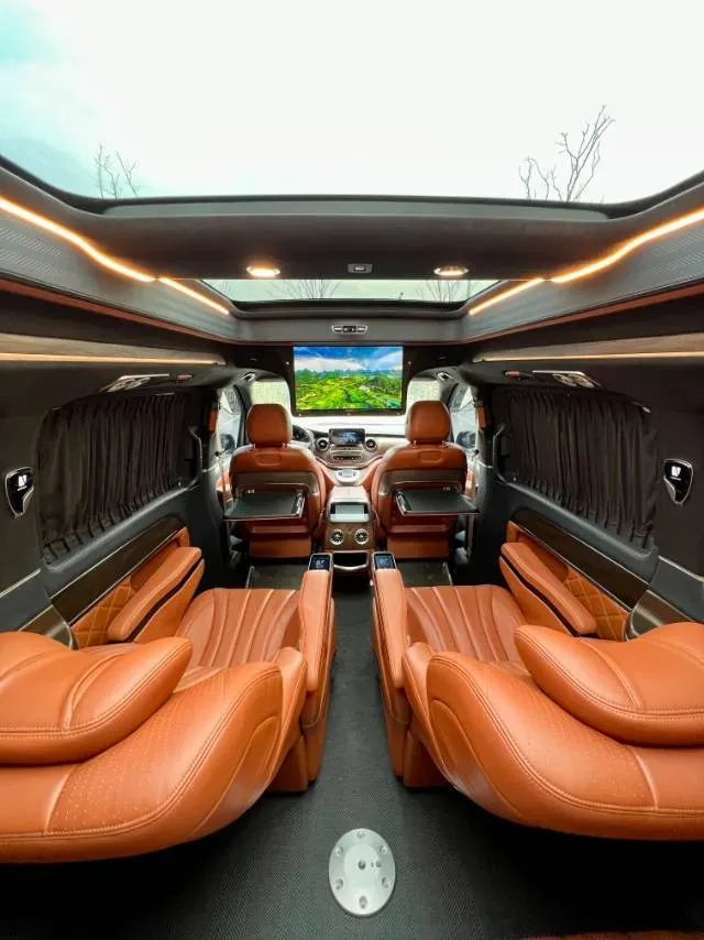 2021 Mercedes-Benz V Class 2.0T 211HP L4 9AT,autocango,china used car exporter,china ev exporter,chinese used car exporter,chinese used ev exporter