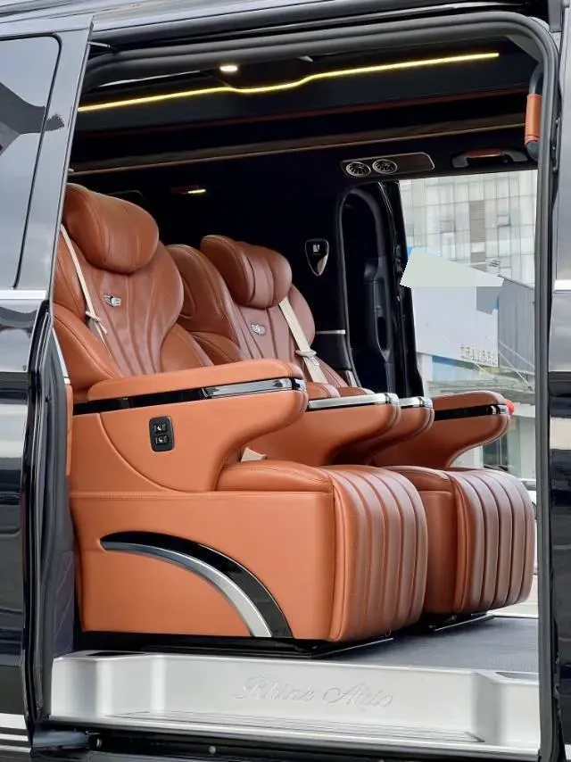 2021 Mercedes-Benz V Class 2.0T 211HP L4 9AT,autocango,china used car exporter,china ev exporter,chinese used car exporter,chinese used ev exporter