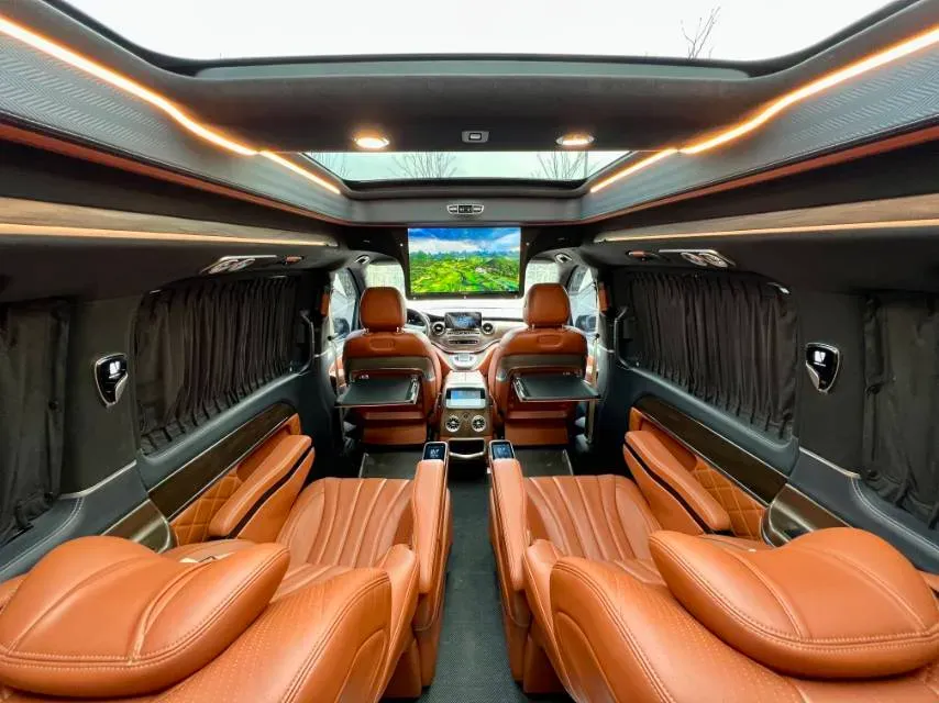 2021 Mercedes-Benz V Class 2.0T 211HP L4 9AT,autocango,china used car exporter,china ev exporter,chinese used car exporter,chinese used ev exporter