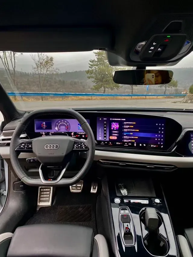 2026 Audi A5L 2.0T 204HP L4 7DCT,autocango,china used car exporter,china ev exporter,chinese used car exporter,chinese used ev exporter