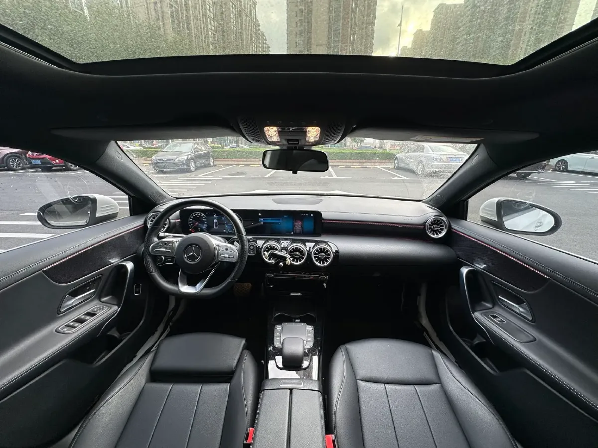 2022 Mercedes-Benz A Class 1.3T 163HP L4 7DCT,autocango,china used car exporter,china ev exporter,chinese used car exporter,chinese used ev exporter