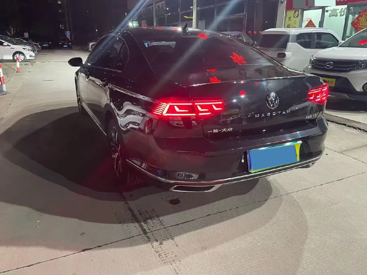 2020 Volkswagen Magotan 2.0T 186HP L4 7DCT,autocango,china used car exporter,china ev exporter,chinese used car exporter,chinese used ev exporter