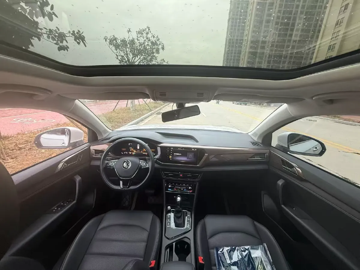 2022 Volkswagen Tharu 1.4T 150HP L4 7DCT,autocango,china used car exporter,china ev exporter,chinese used car exporter,chinese used ev exporter