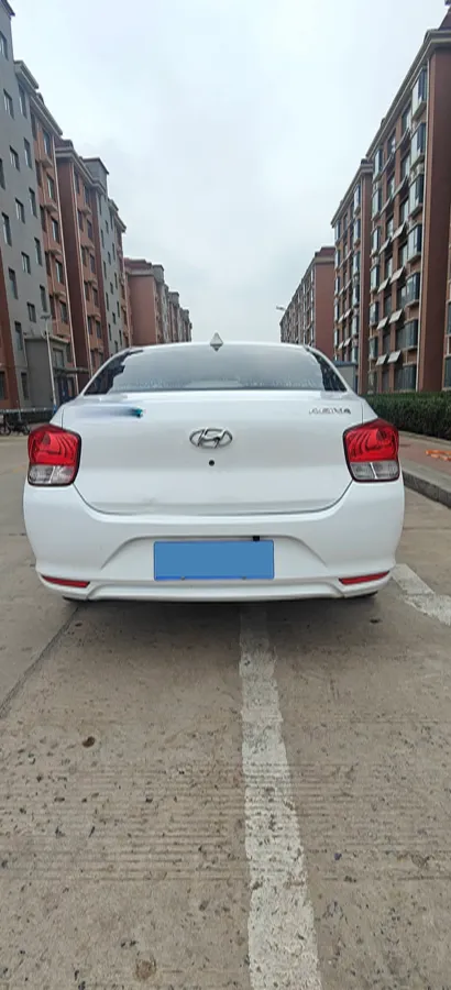 2017 Hyundai Reina 1.4L 95HP L4 5MT,autocango,china used car exporter,china ev exporter,chinese used car exporter,chinese used ev exporter