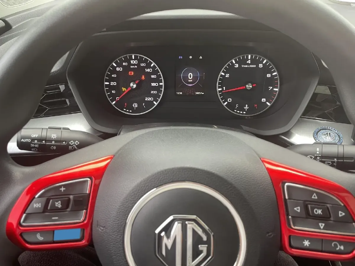 2021 MG 5 1.5L 120HP L4 5MT,autocango,china used car exporter,china ev exporter,chinese used car exporter,chinese used ev exporter