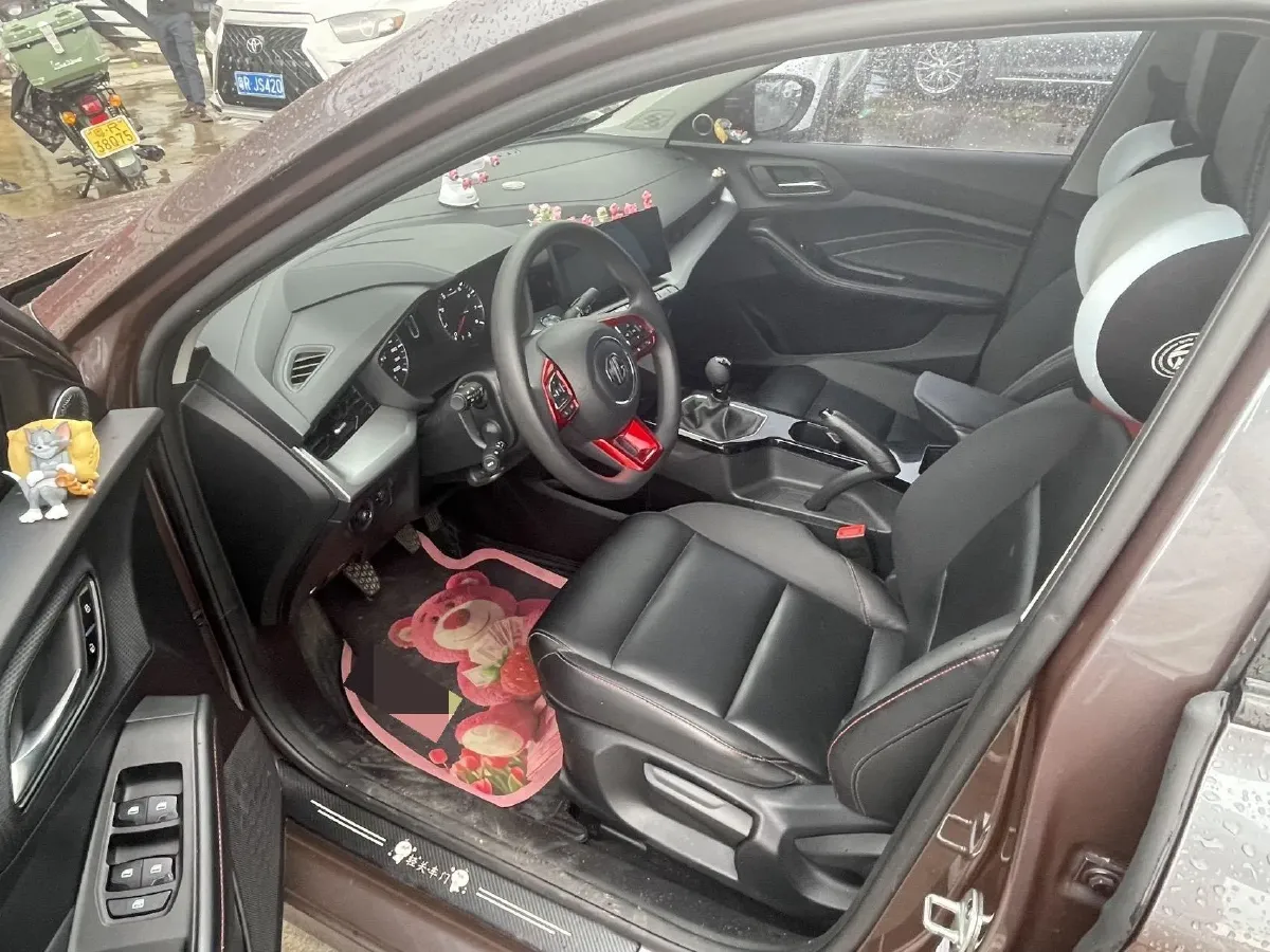 2021 MG 5 1.5L 120HP L4 5MT,autocango,china used car exporter,china ev exporter,chinese used car exporter,chinese used ev exporter