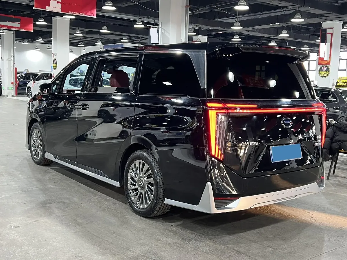 2025 GAC Trumpchi M8 2.0T 190HP L4 2DHT Hybrid,autocango,china used car exporter,china ev exporter,chinese used car exporter,chinese used ev exporter