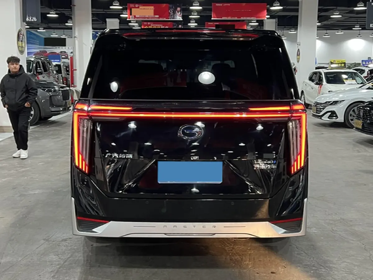 2025 GAC Trumpchi M8 2.0T 190HP L4 2DHT Hybrid,autocango,china used car exporter,china ev exporter,chinese used car exporter,chinese used ev exporter