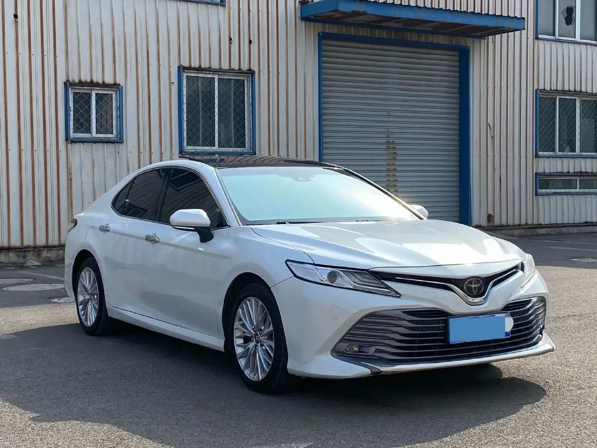 2019 Toyota Camry 2.5L 209HP L4 8AT,autocango,china used car exporter,china ev exporter,chinese used car exporter,chinese used ev exporter