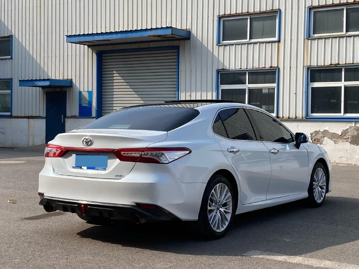 2019 Toyota Camry 2.5L 209HP L4 8AT,autocango,china used car exporter,china ev exporter,chinese used car exporter,chinese used ev exporter