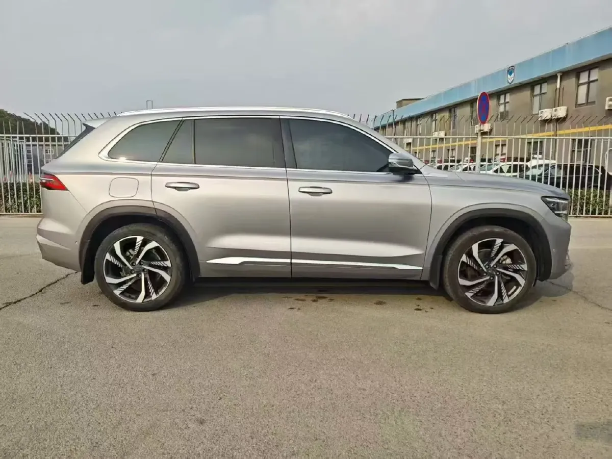 2021 Geely Monjaro 2.0T 218HP L4 7DCT,autocango,china used car exporter,china ev exporter,chinese used car exporter,chinese used ev exporter