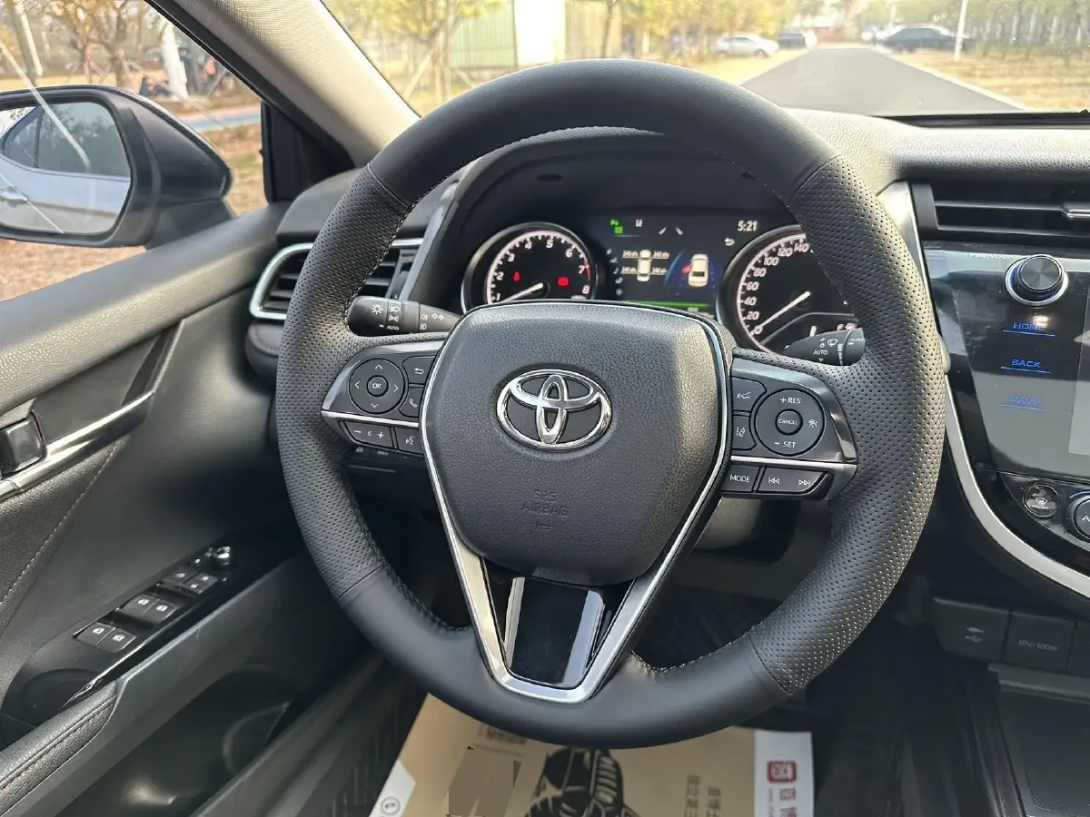 2019 Toyota Camry 2.5L 209HP L4 8AT,autocango,china used car exporter,china ev exporter,chinese used car exporter,chinese used ev exporter