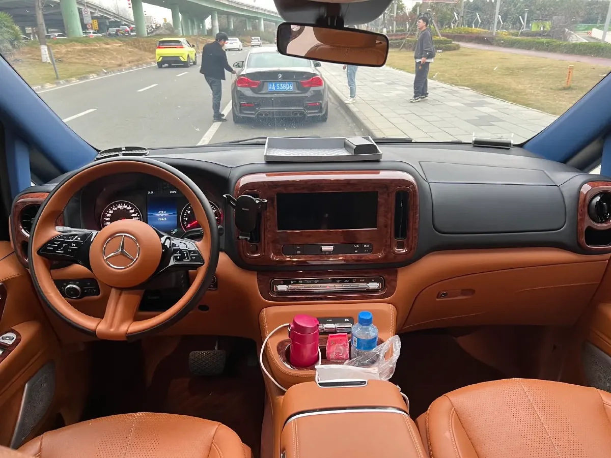 2024 Mercedes-Benz Vito 2.0T 231HP L4 9AT,autocango,china used car exporter,china ev exporter,chinese used car exporter,chinese used ev exporter