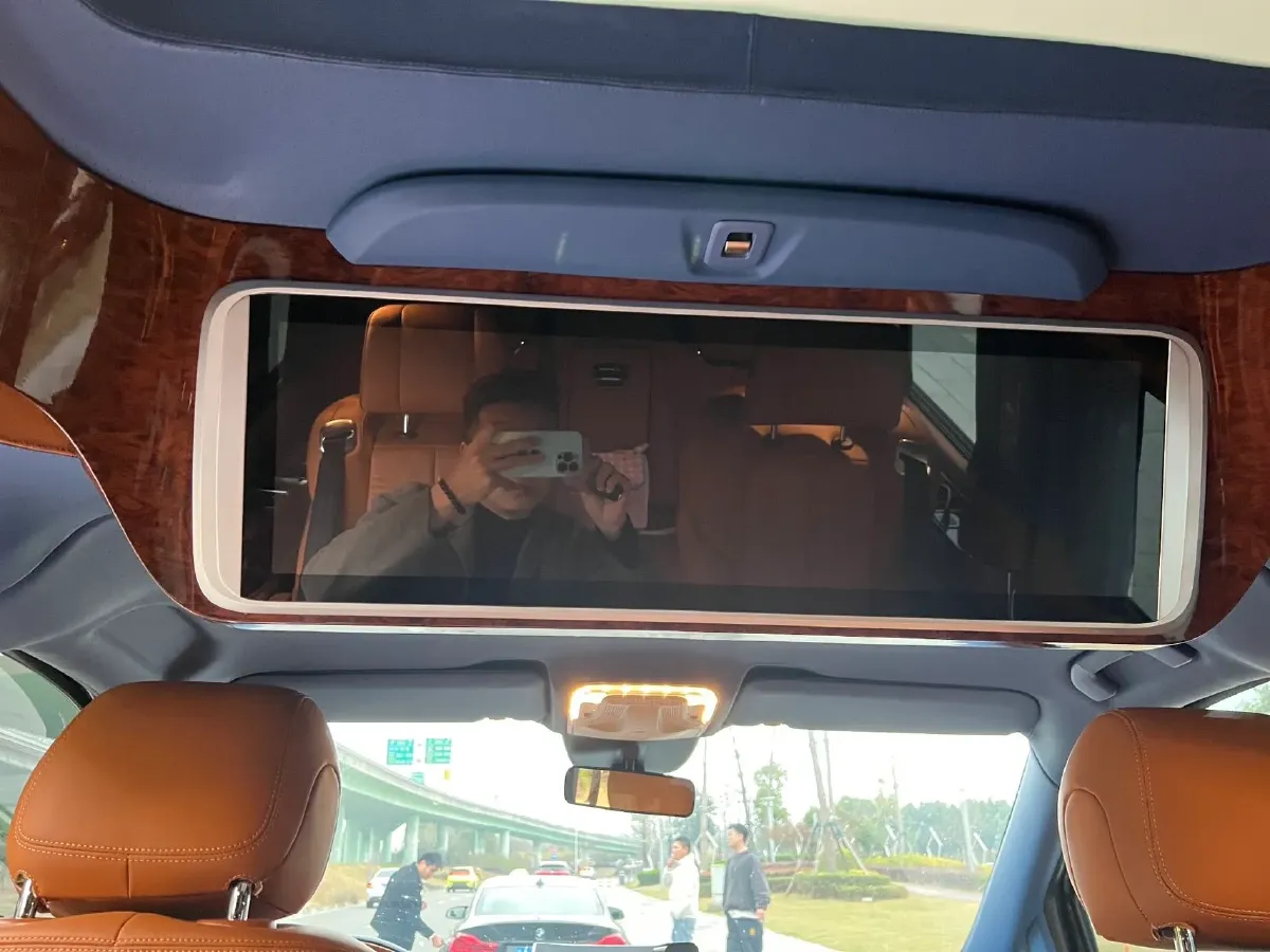 2024 Mercedes-Benz Vito 2.0T 231HP L4 9AT,autocango,china used car exporter,china ev exporter,chinese used car exporter,chinese used ev exporter