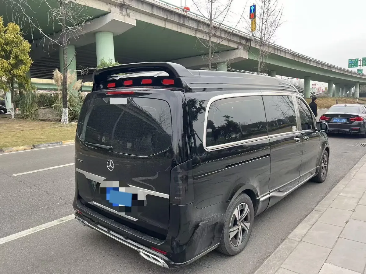 2024 Mercedes-Benz Vito 2.0T 231HP L4 9AT,autocango,china used car exporter,china ev exporter,chinese used car exporter,chinese used ev exporter