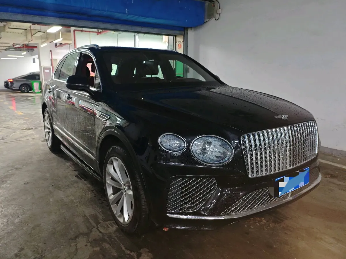 2021 Bentley Bentayga 4.0T 550HP V8 8AT,autocango,china used car exporter,china ev exporter,chinese used car exporter,chinese used ev exporter