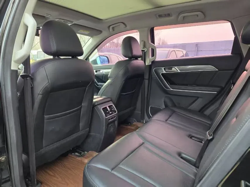 2017 Haval H6 Coupe 2.0T 197HP L4 7DCT,autocango,china used car exporter,china ev exporter,chinese used car exporter,chinese used ev exporter