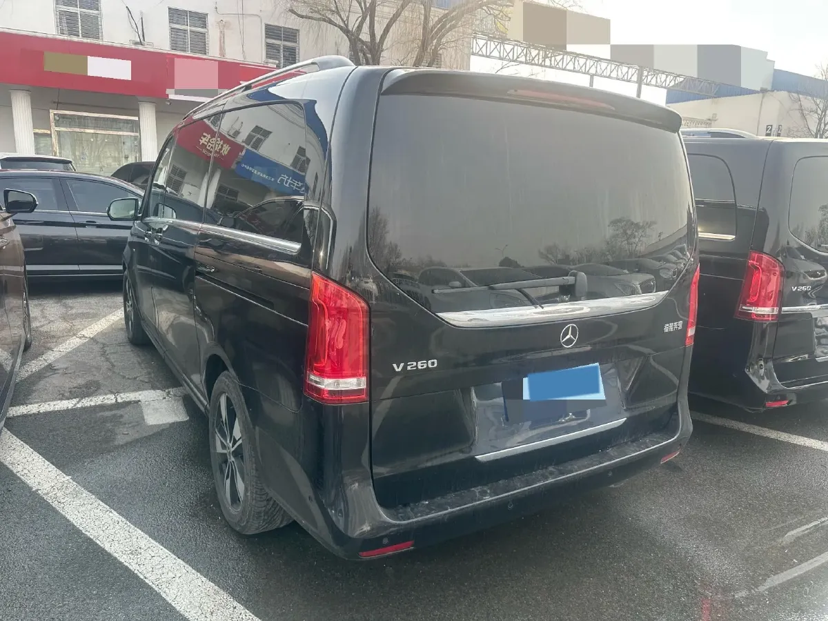 2022 Mercedes-Benz V Class 2.0T 211HP L4 9AT,autocango,china used car exporter,china ev exporter,chinese used car exporter,chinese used ev exporter