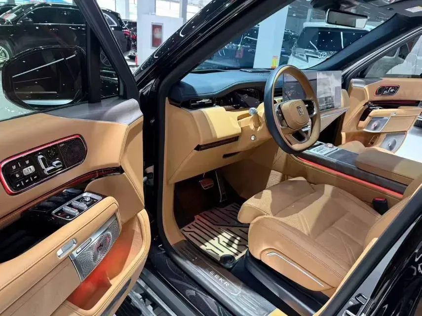 2025 Zeekr 9X 2.0T 279HP L4 1DHT PHEV,autocango,china used car exporter,china ev exporter,chinese used car exporter,chinese used ev exporter