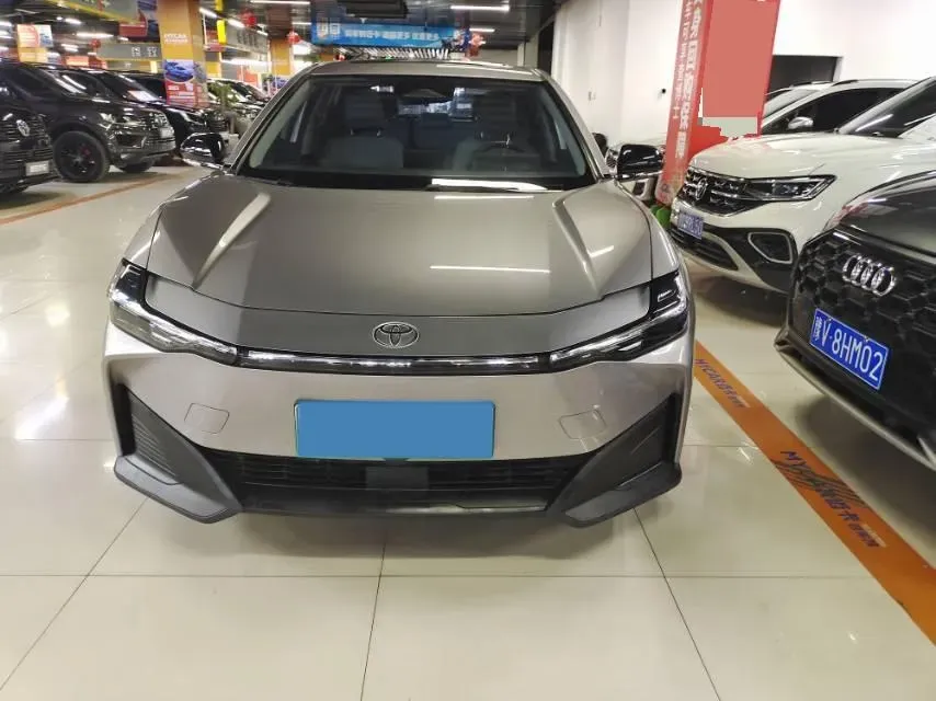 2024 Toyota bZ3 BEV 49.92KWH,autocango,china used car exporter,china ev exporter,chinese used car exporter,chinese used ev exporter