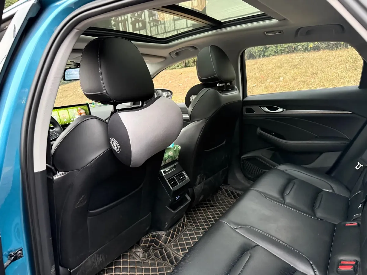 2021 Geely Preface 2.0T 190HP L4 7DCT,autocango,china used car exporter,china ev exporter,chinese used car exporter,chinese used ev exporter