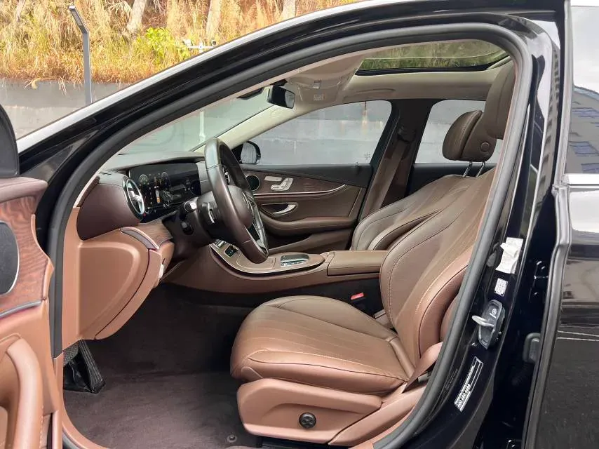 2022 Mercedes-Benz E Class 2.0T 258HP L4 9AT,autocango,china used car exporter,china ev exporter,chinese used car exporter,chinese used ev exporter