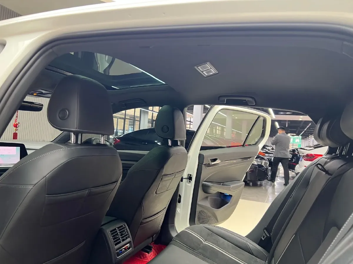 2021 Volkswagen Golf 1.4T 150HP L4 7DCT,autocango,china used car exporter,china ev exporter,chinese used car exporter,chinese used ev exporter